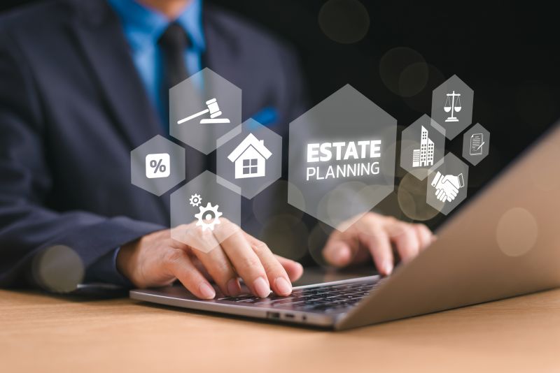 Local Personal Financial Planner pros at work